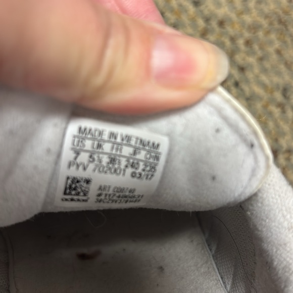 Adidas Samoa - Picture 3 of 3